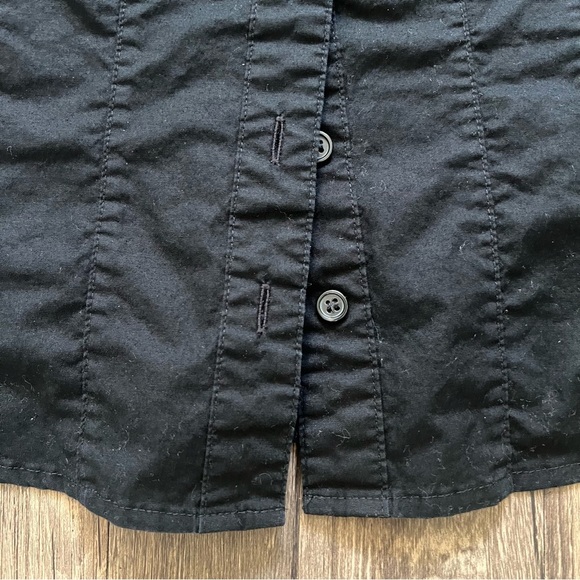 H&M Black Stretch Short Sleeves Fitted Buttoned Up Collared Shirt Casual Top 6 - Picture 7 of 9